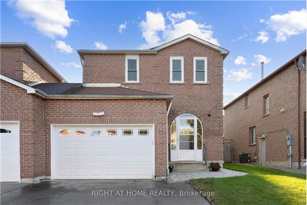 46 Leach Dr, Ajax