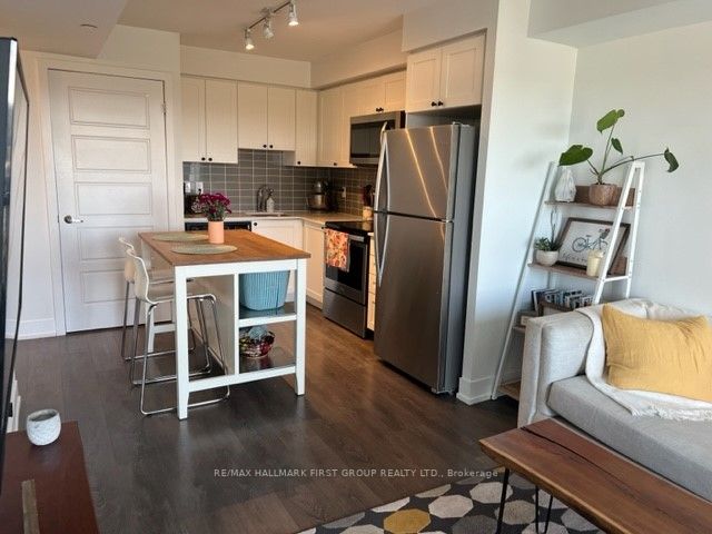 1255 Bayly Street, #1001