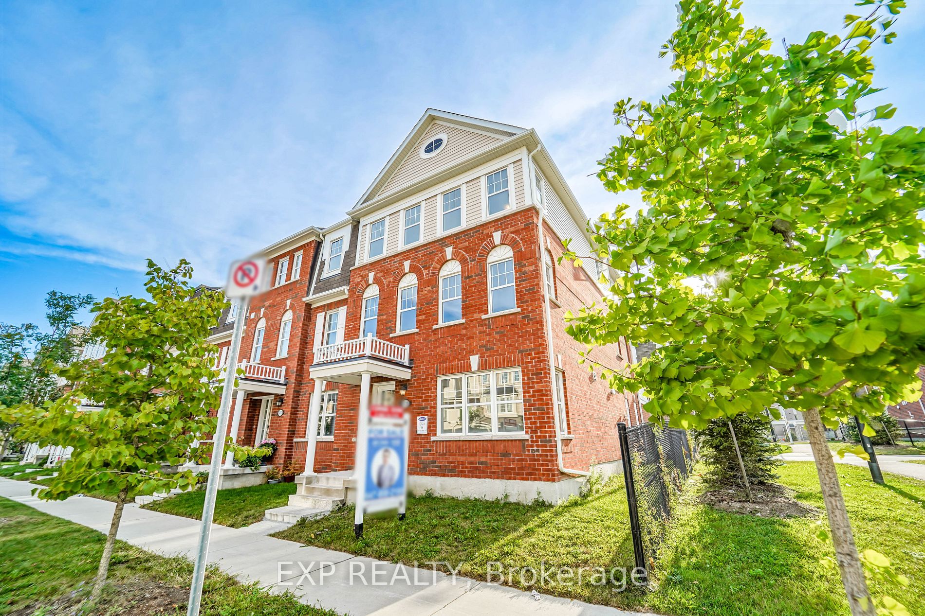 2432 Fall Harvest Crescent