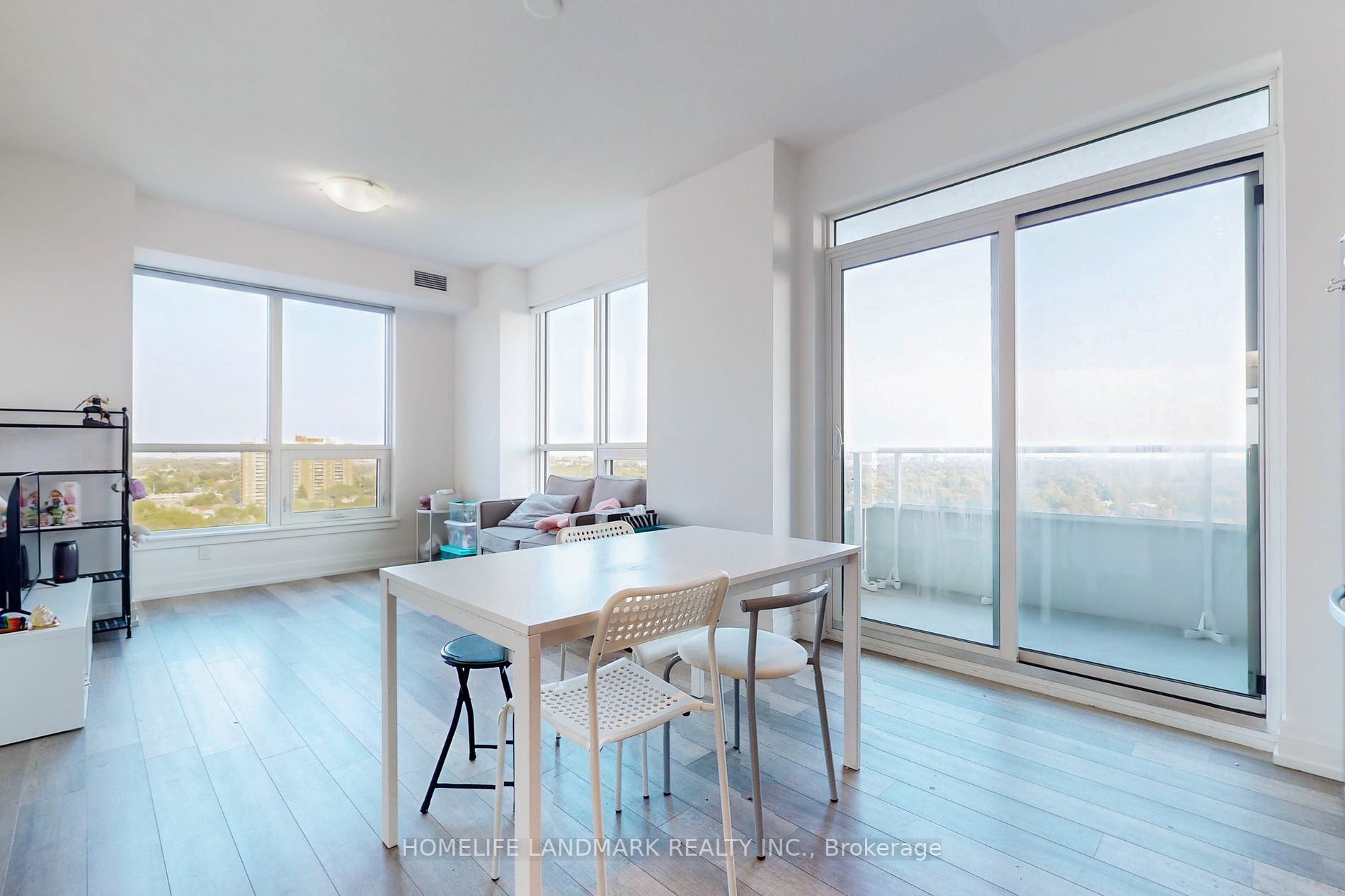 3121 Sheppard Ave E, #1702