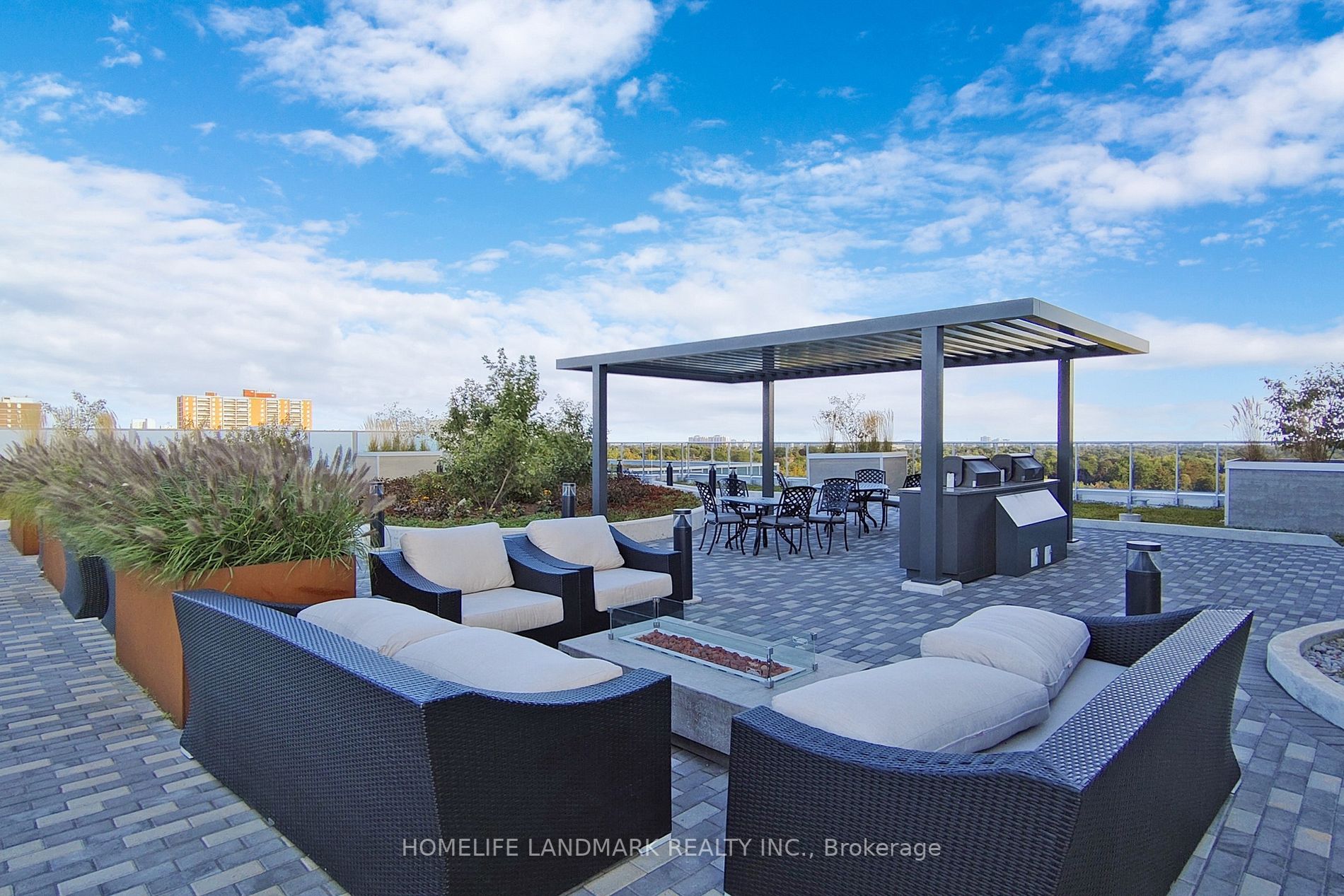 3121 Sheppard Ave E, #1702