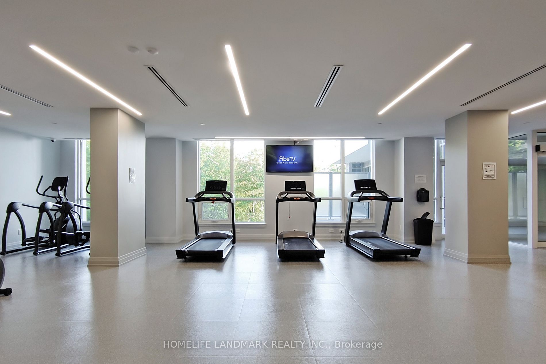 3121 Sheppard Ave E, #1702
