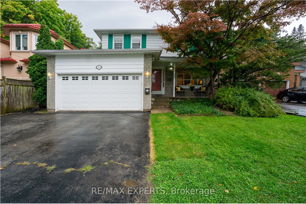 32A Orchard Pk Dr, Toronto