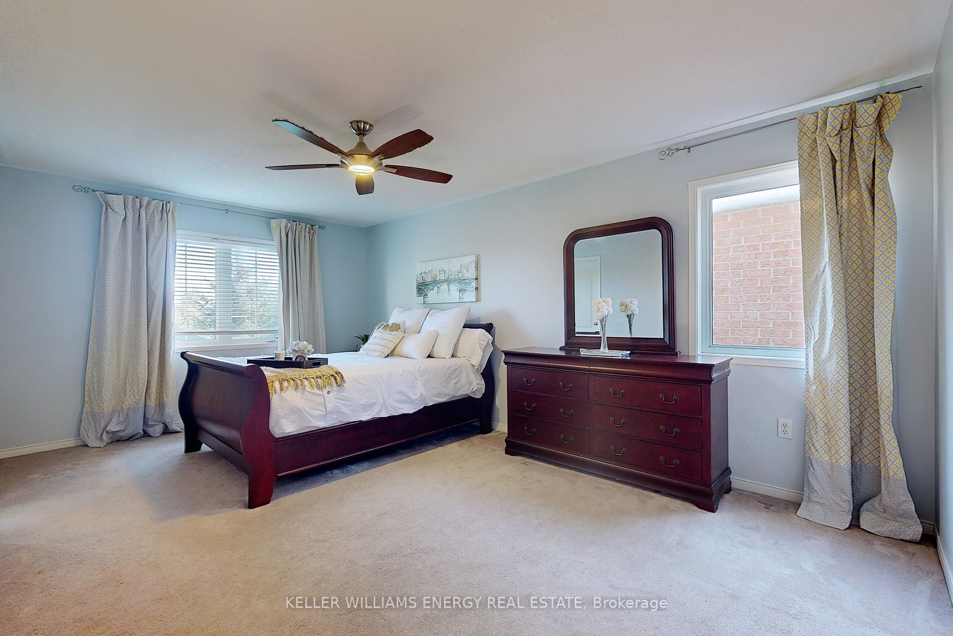 17 Bradbury Cres
