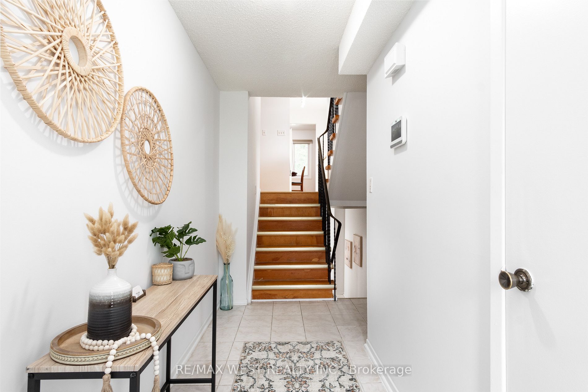 15 Guildwood Parkway, #16