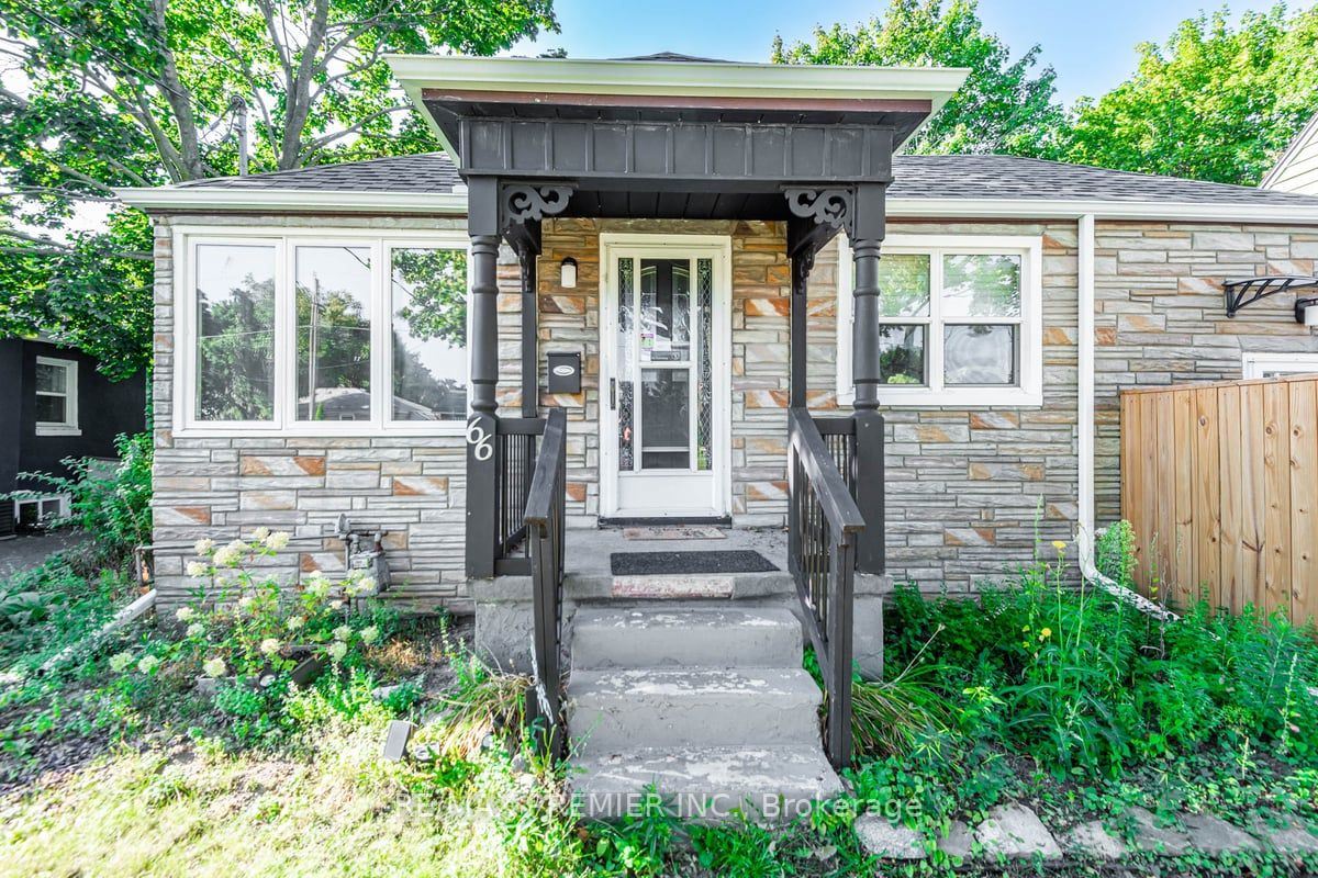 66 Thomas St