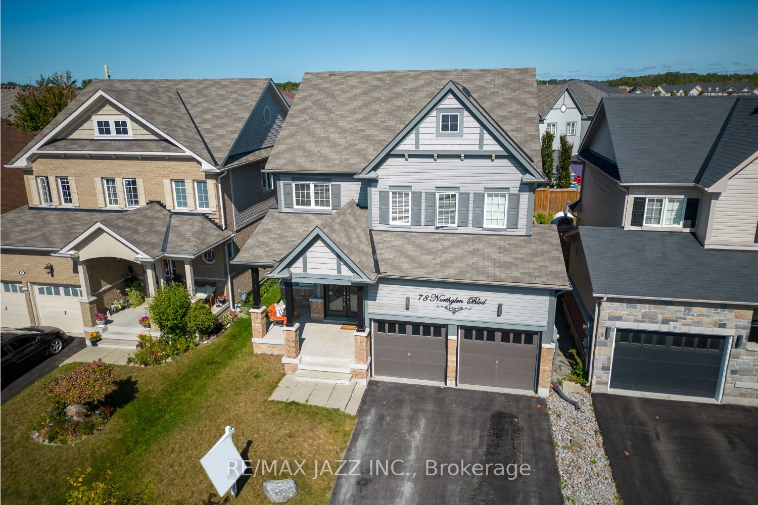 78 Northglen Blvd