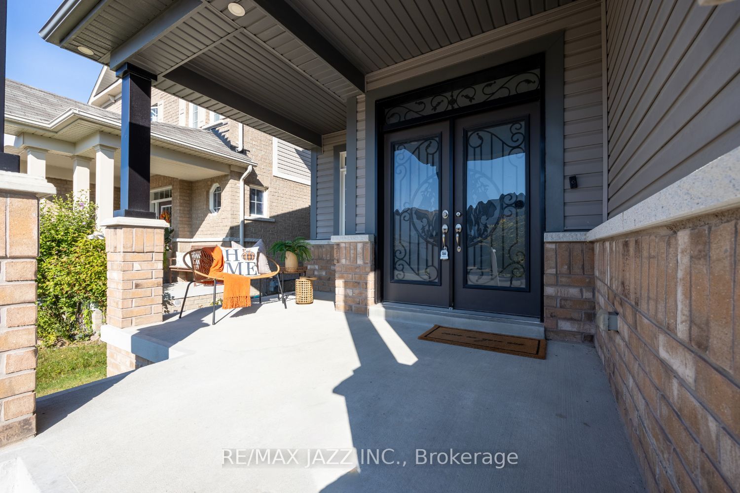 78 Northglen Blvd
