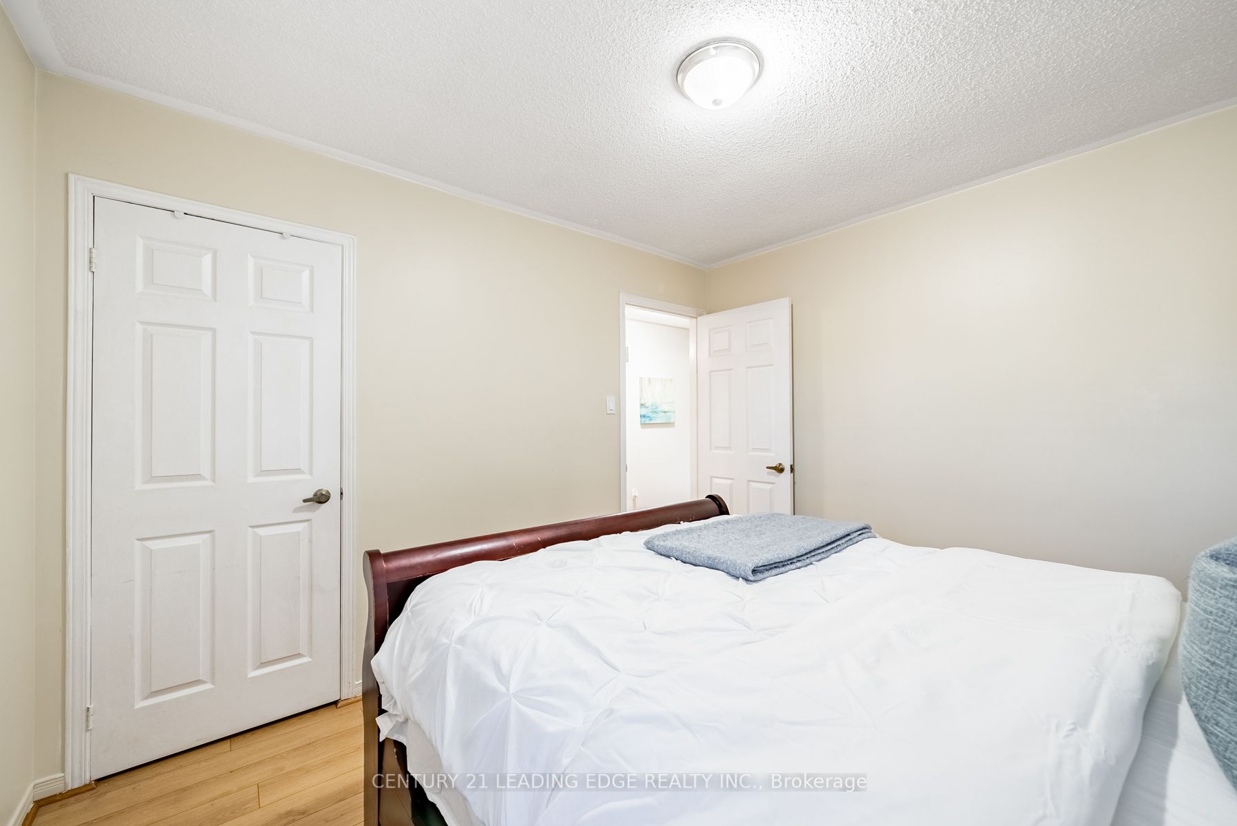220 Morningview Tr