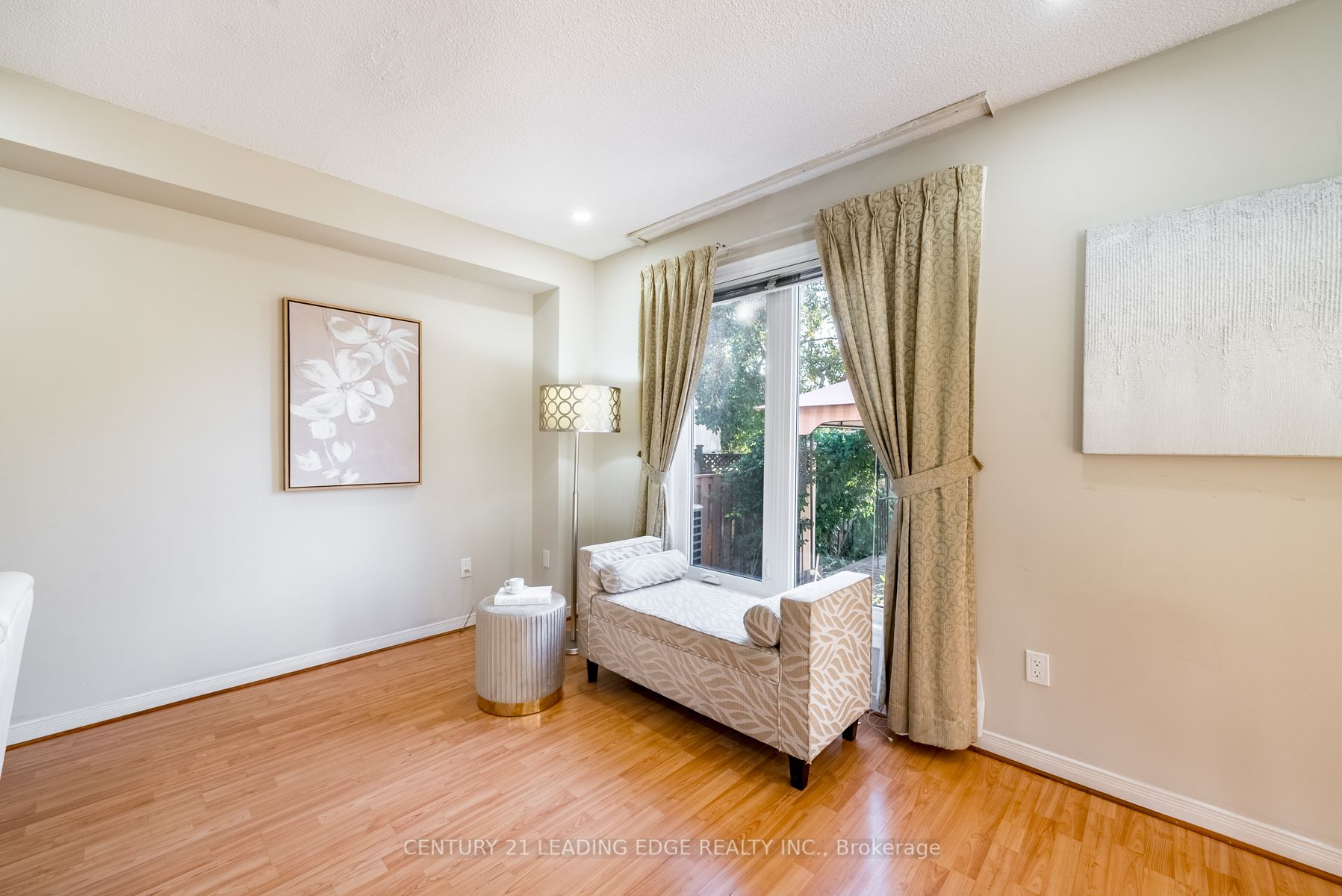 220 Morningview Tr