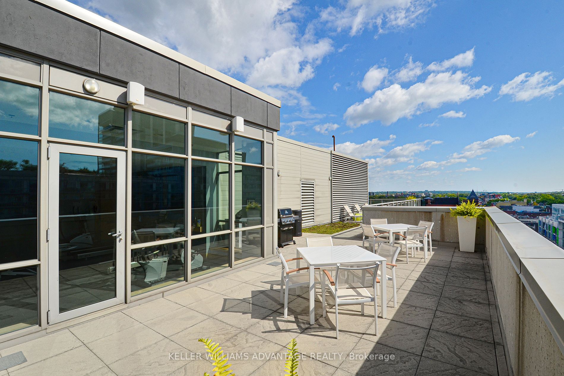 630 Queen St E, #302
