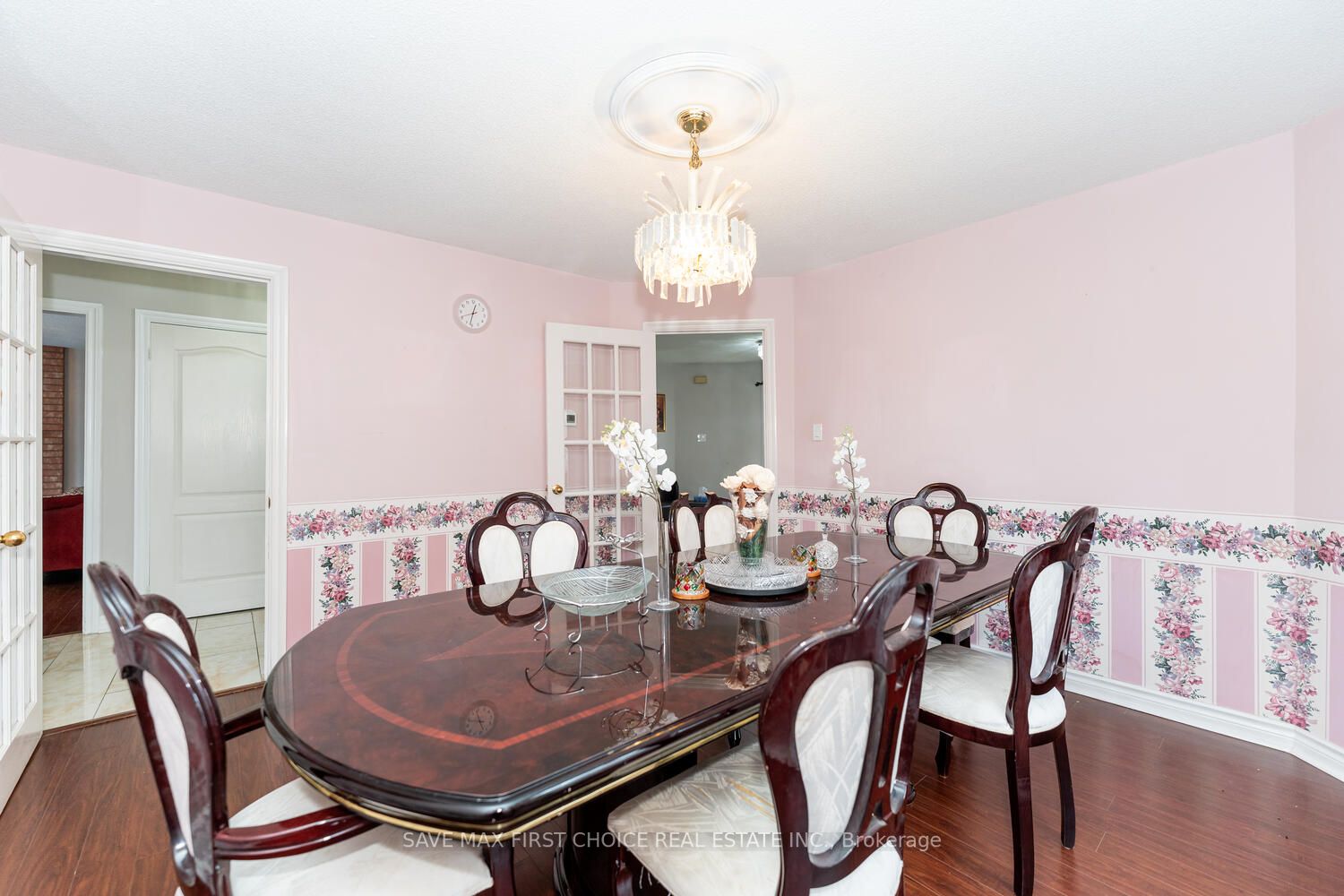 108 Wilce Dr