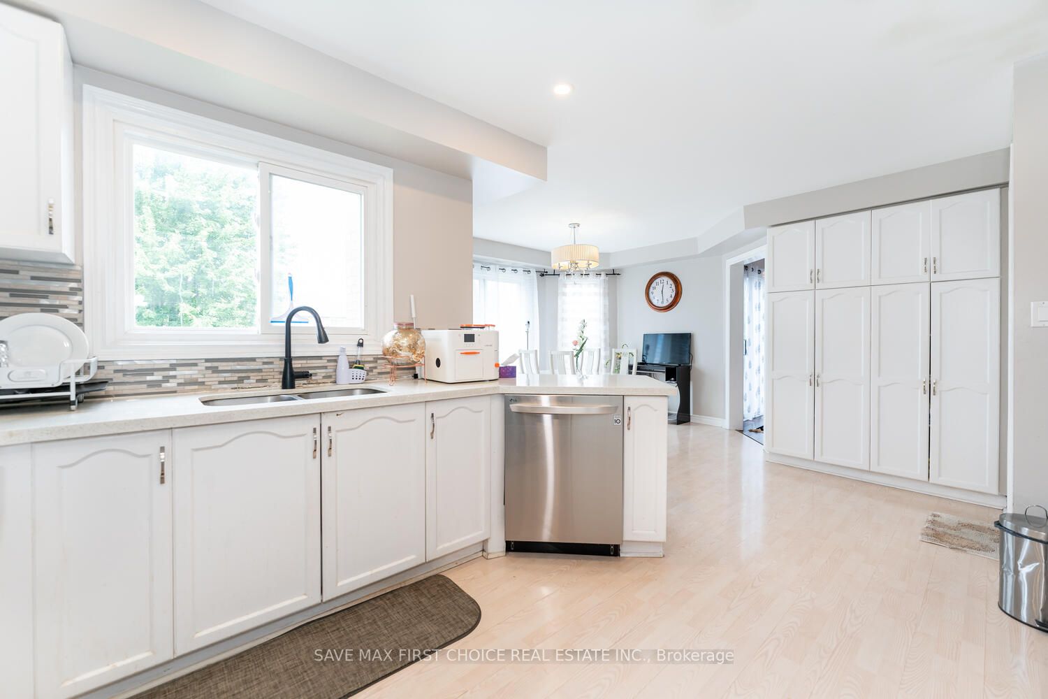 108 Wilce Dr