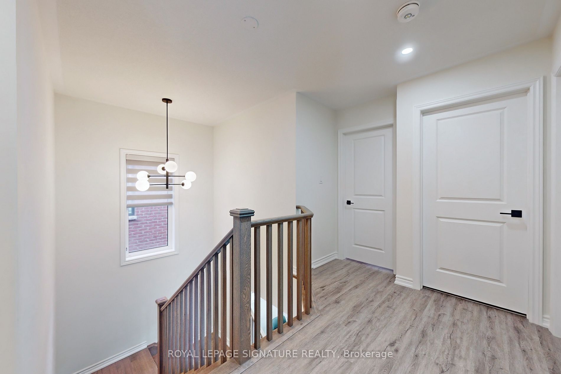 49 Broden Cres