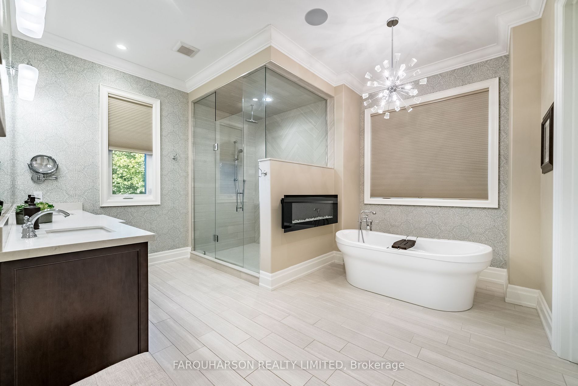 100 Ambleside Dr