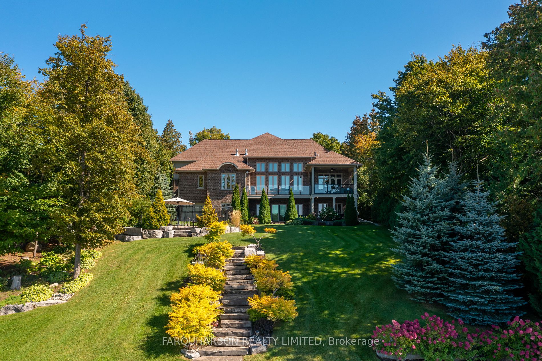 100 Ambleside Dr