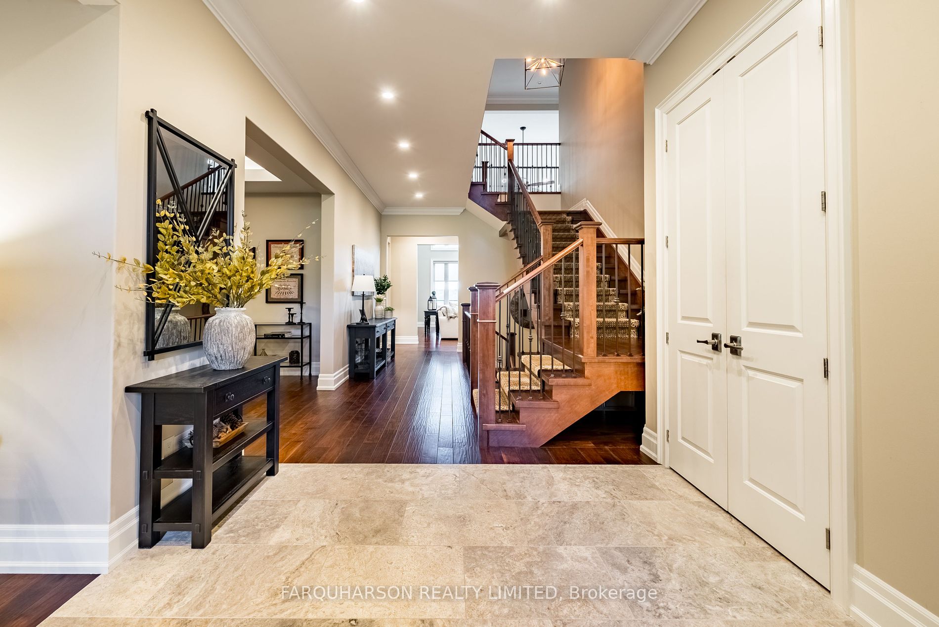 100 Ambleside Dr
