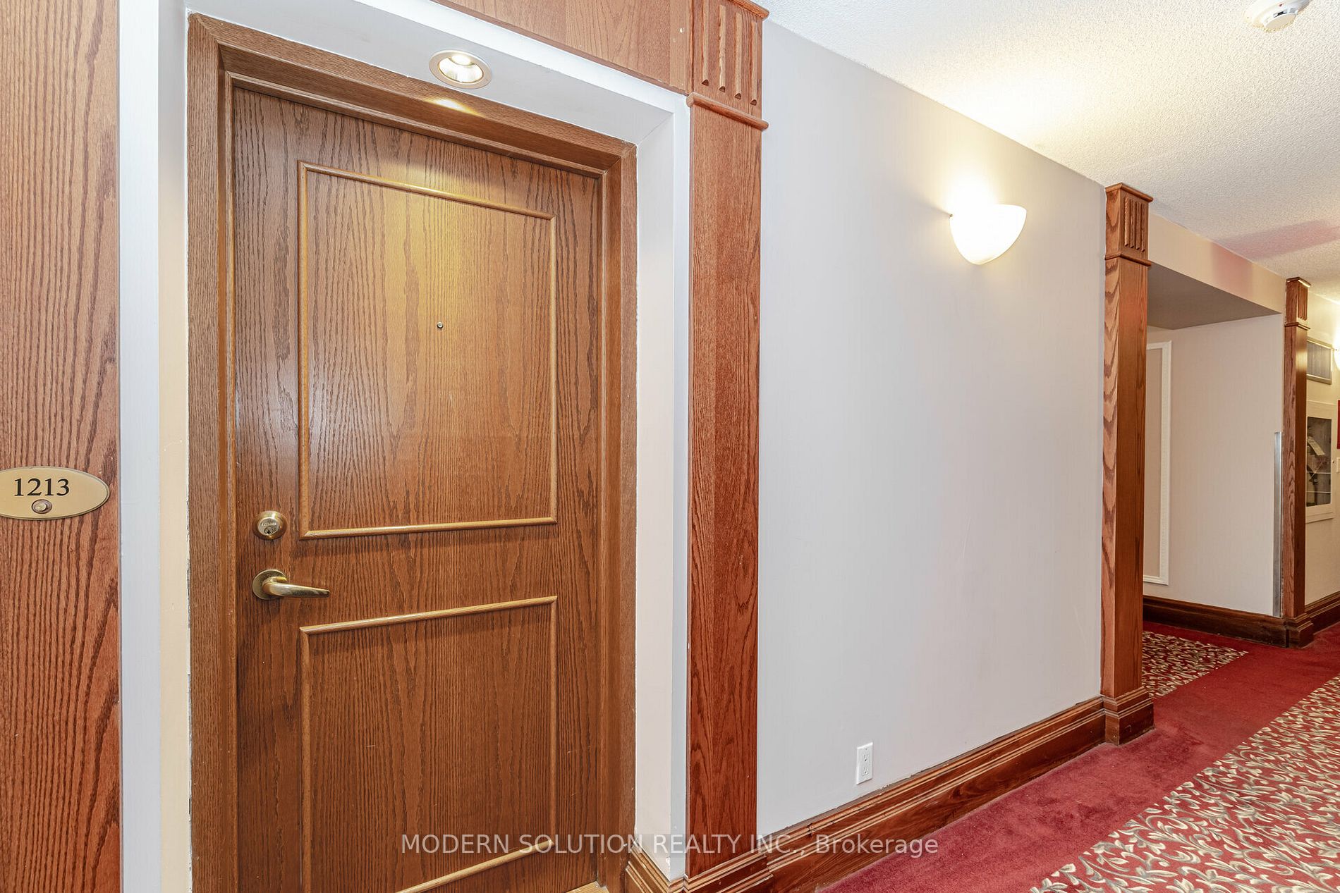 18 Lee Centre Dr, #1213