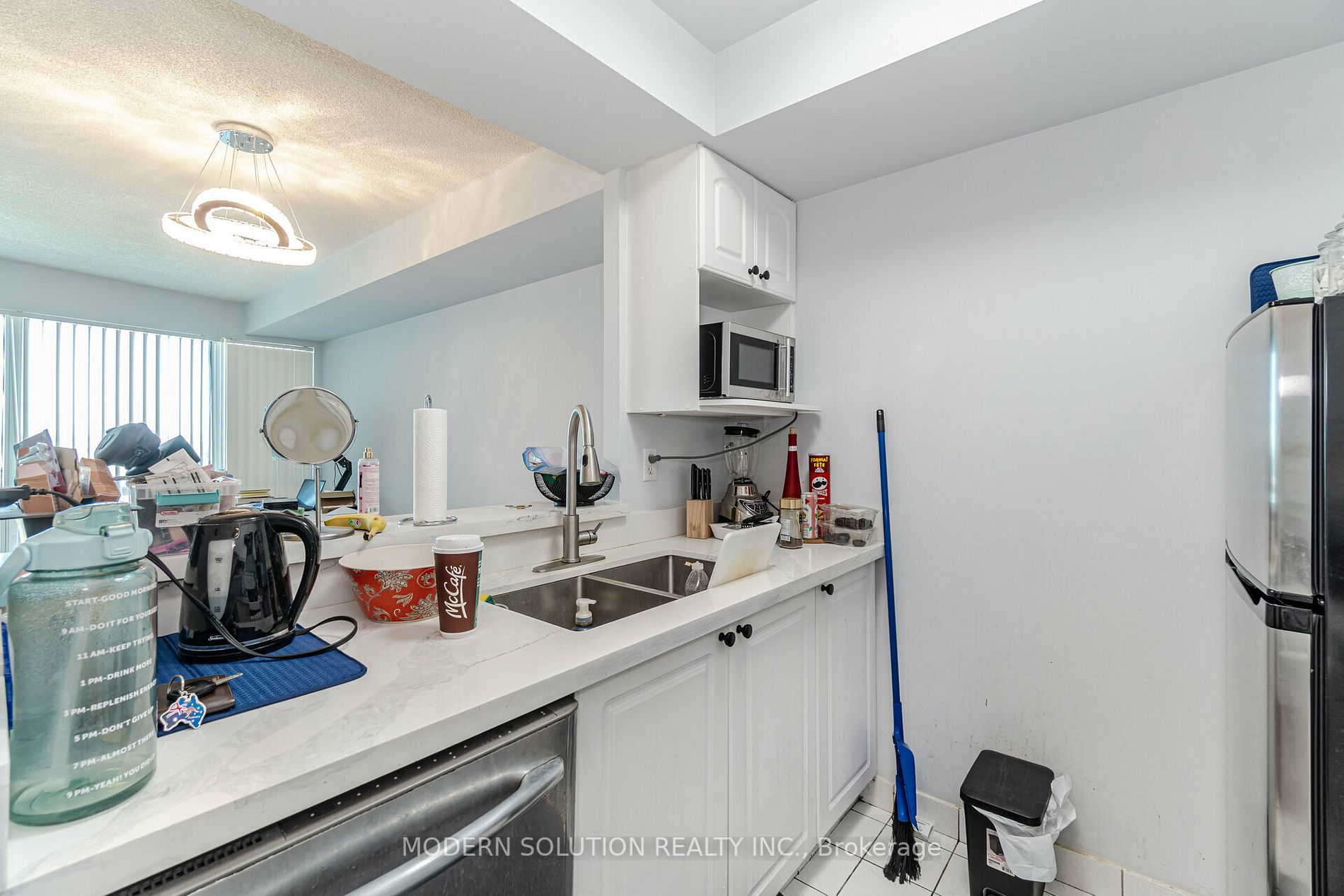 18 Lee Centre Dr, #1213