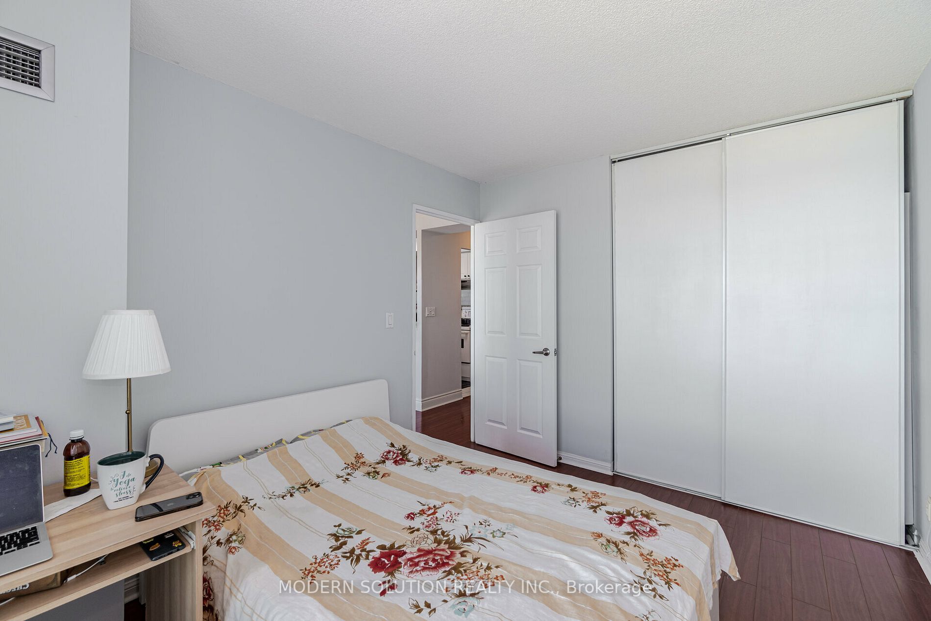 18 Lee Centre Dr, #1213