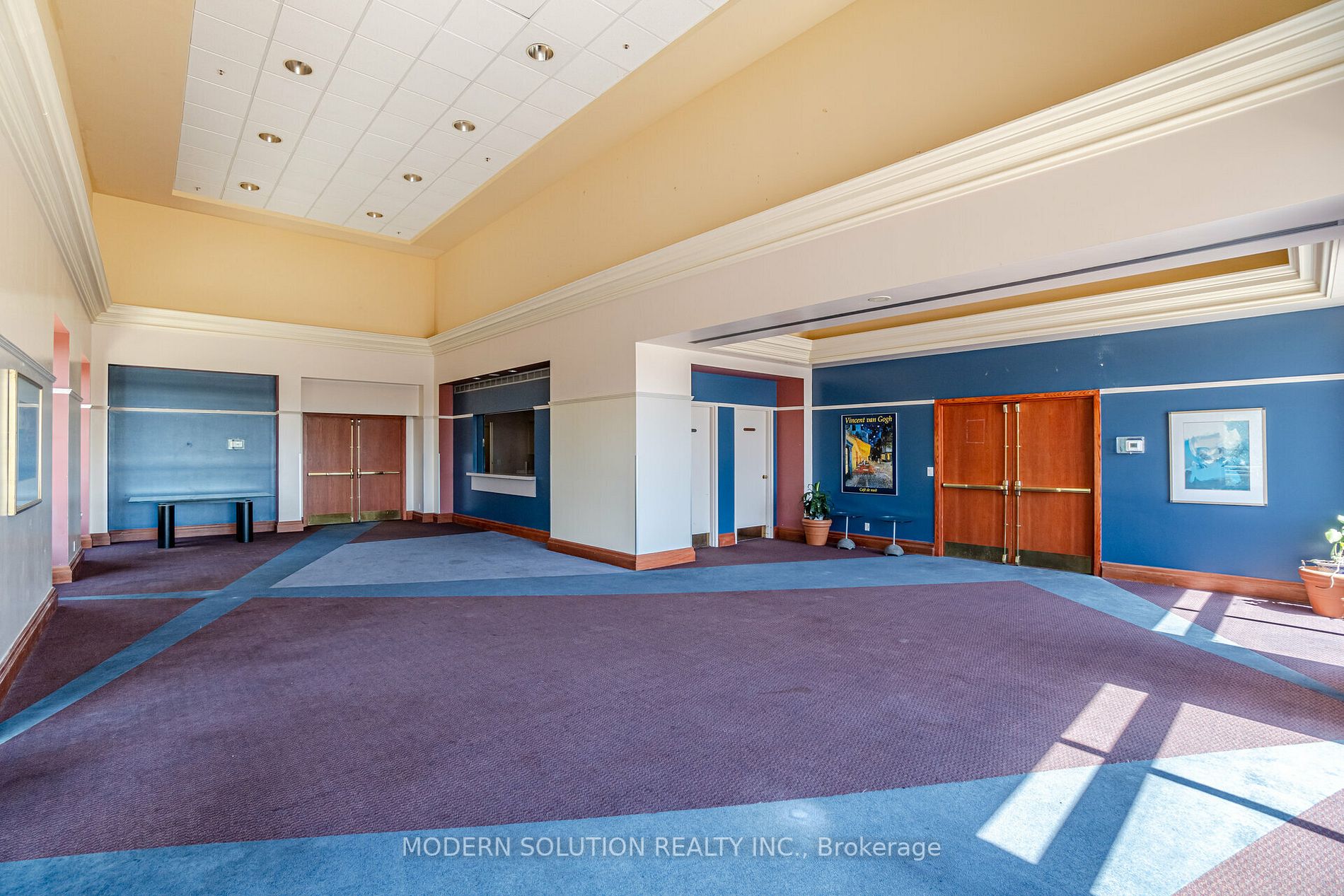 18 Lee Centre Dr, #1213