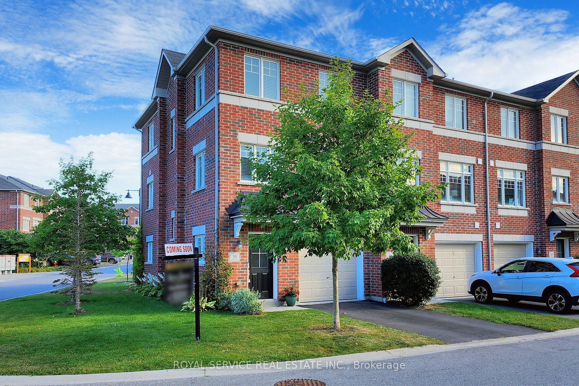 39 Streathern Way