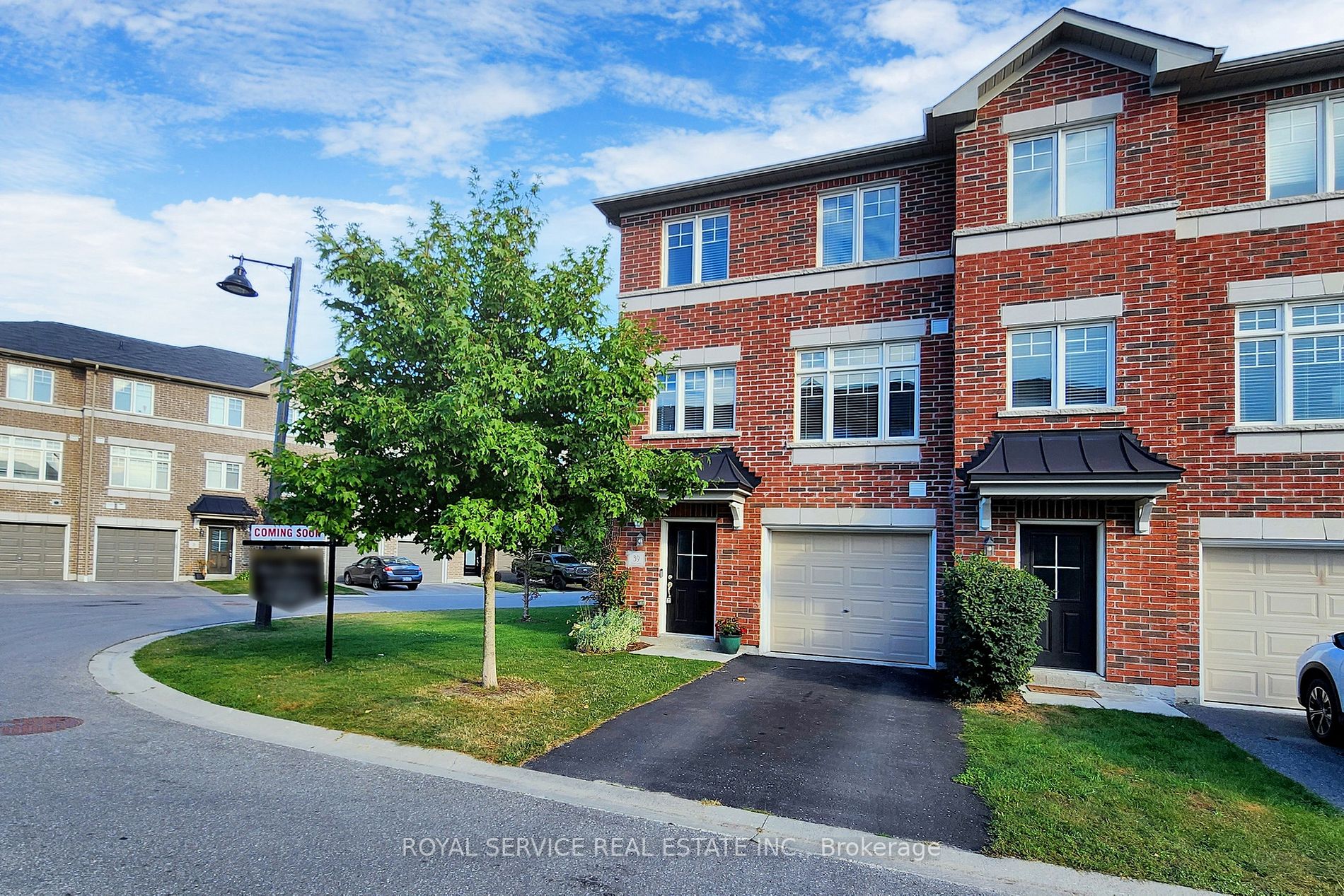 39 Streathern Way