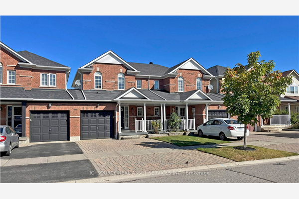 36 Primeau Ave, Whitby