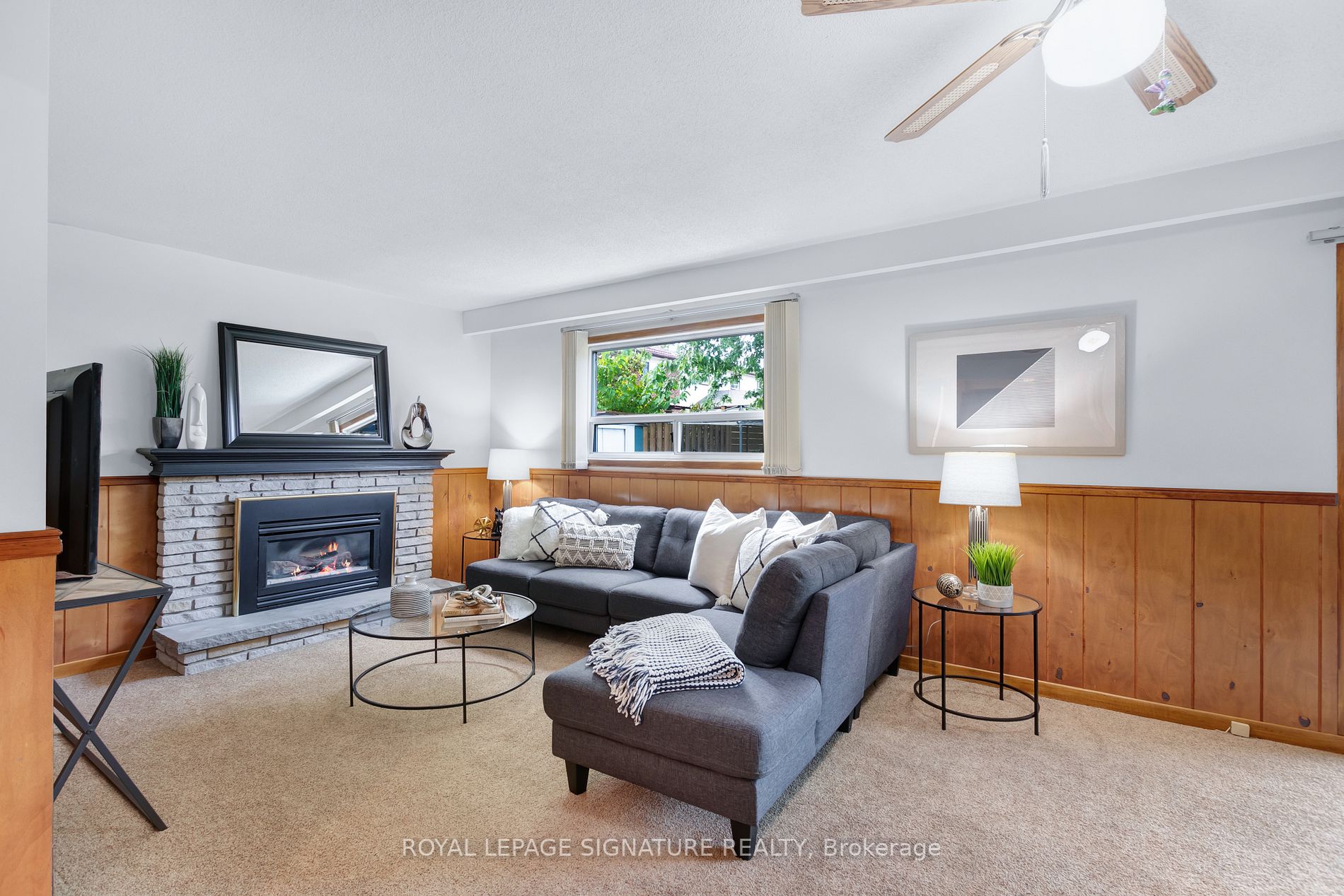 4 Silvertip Cres