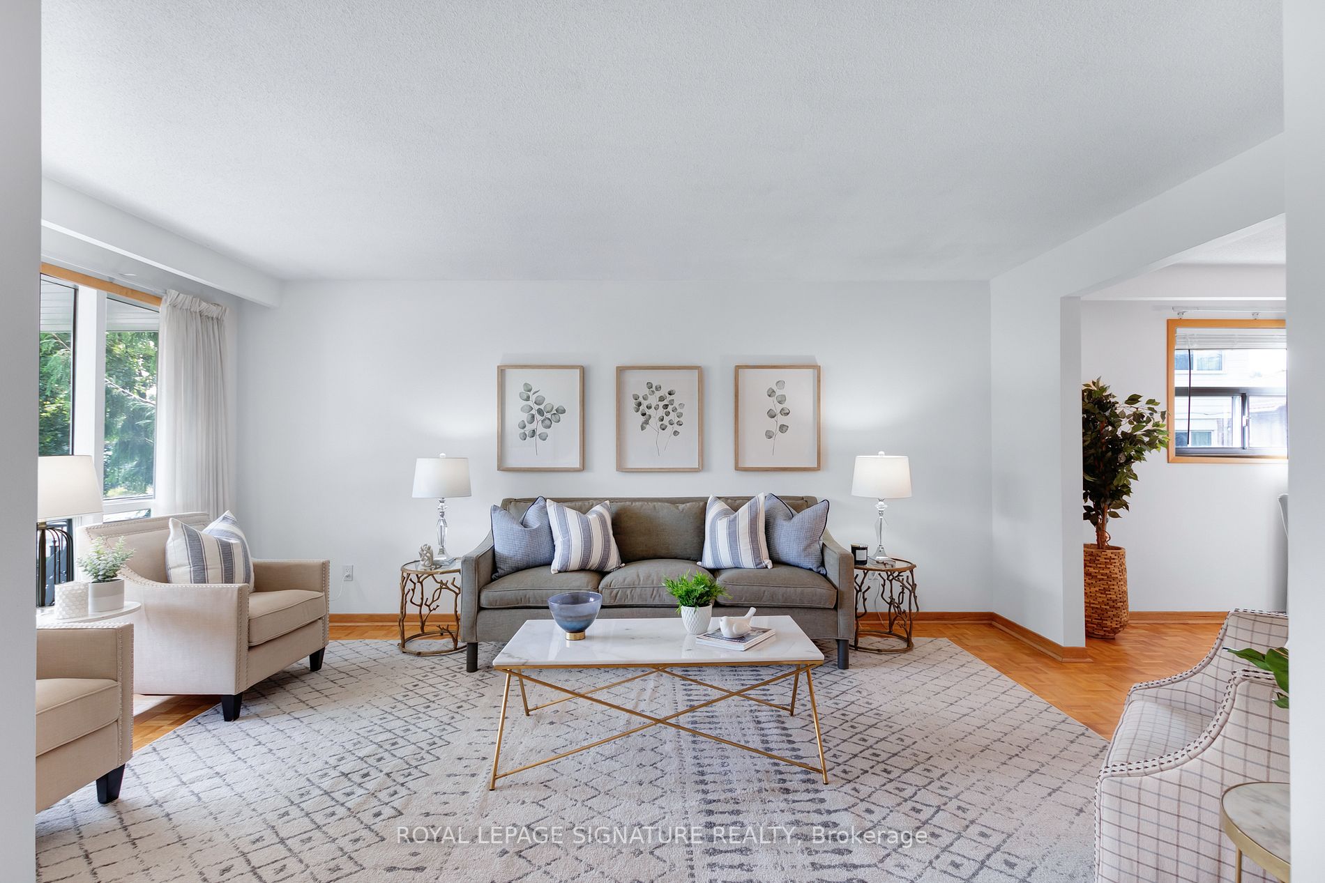 4 Silvertip Cres
