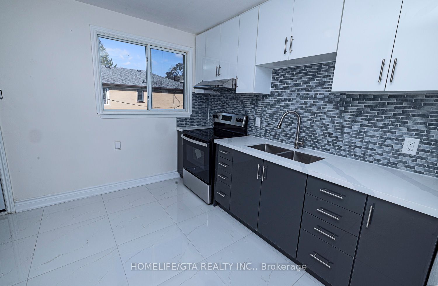 1055 Ravine Rd