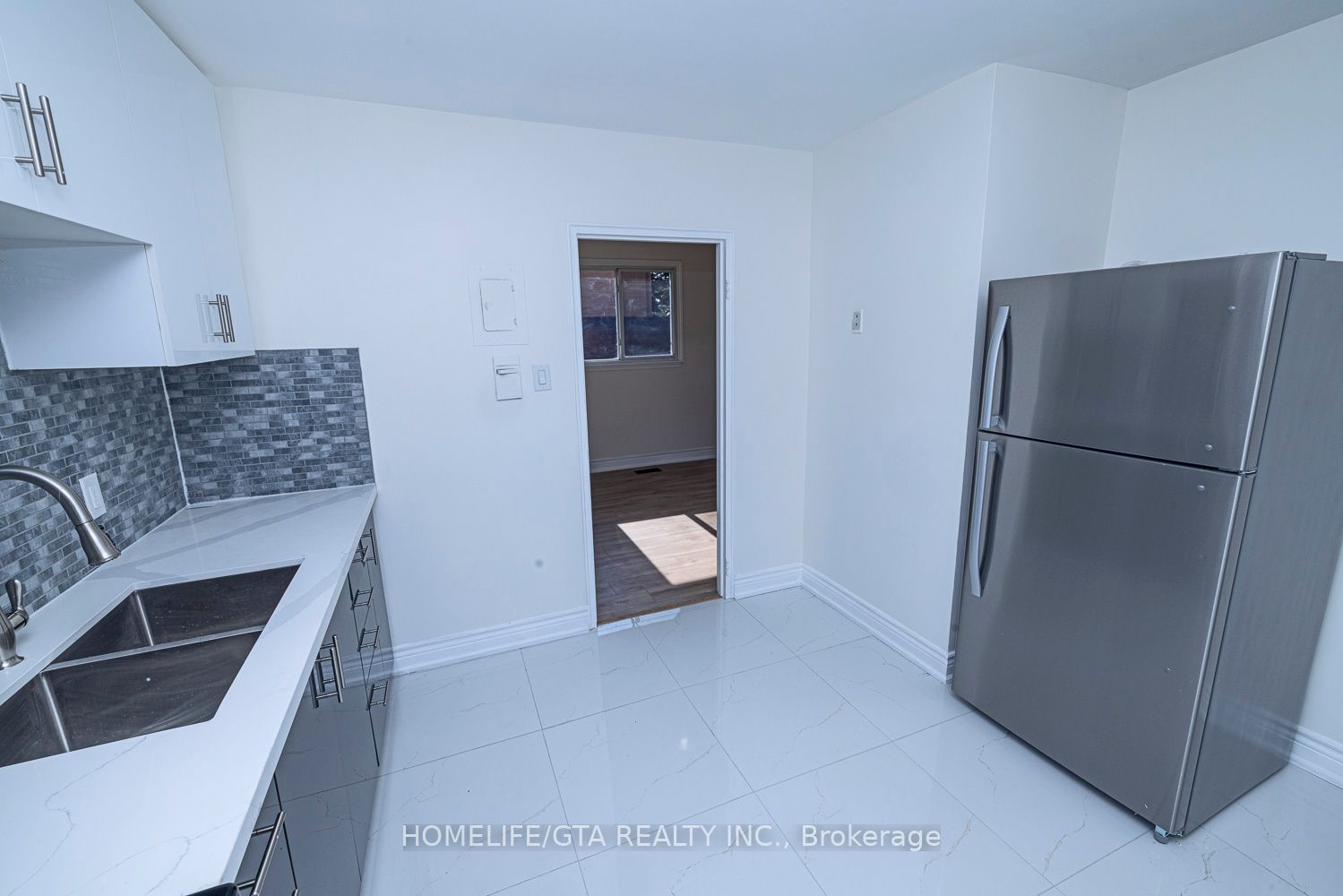 1055 Ravine Rd