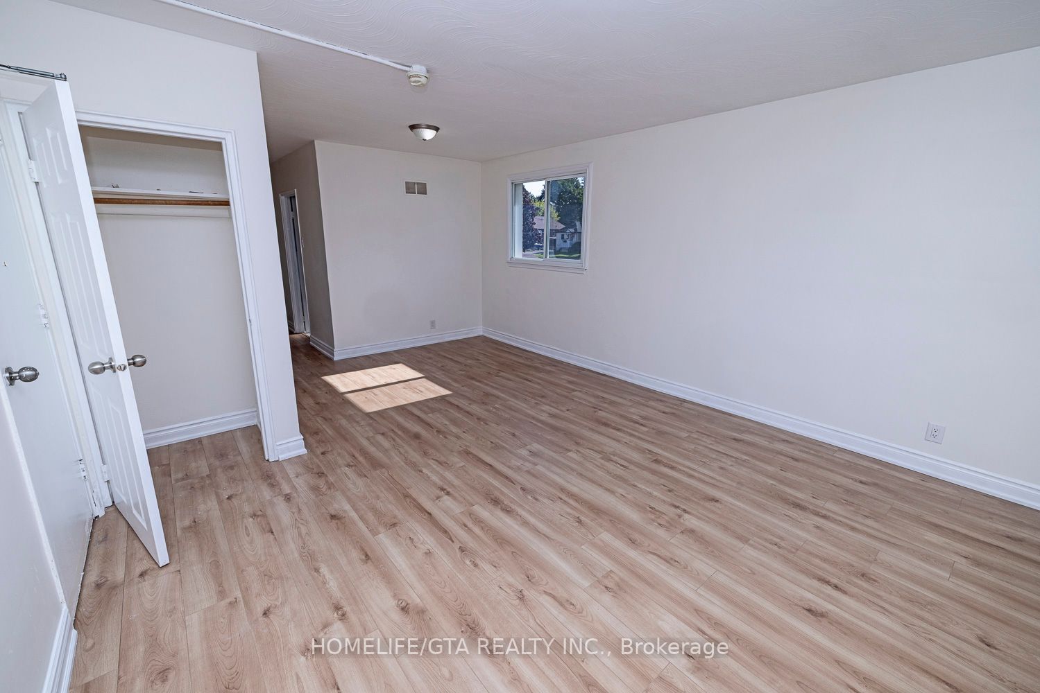 1055 Ravine Rd
