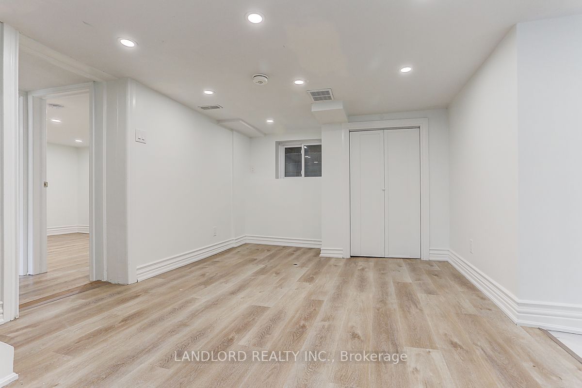 1206 Broadview Avenue, #Lower