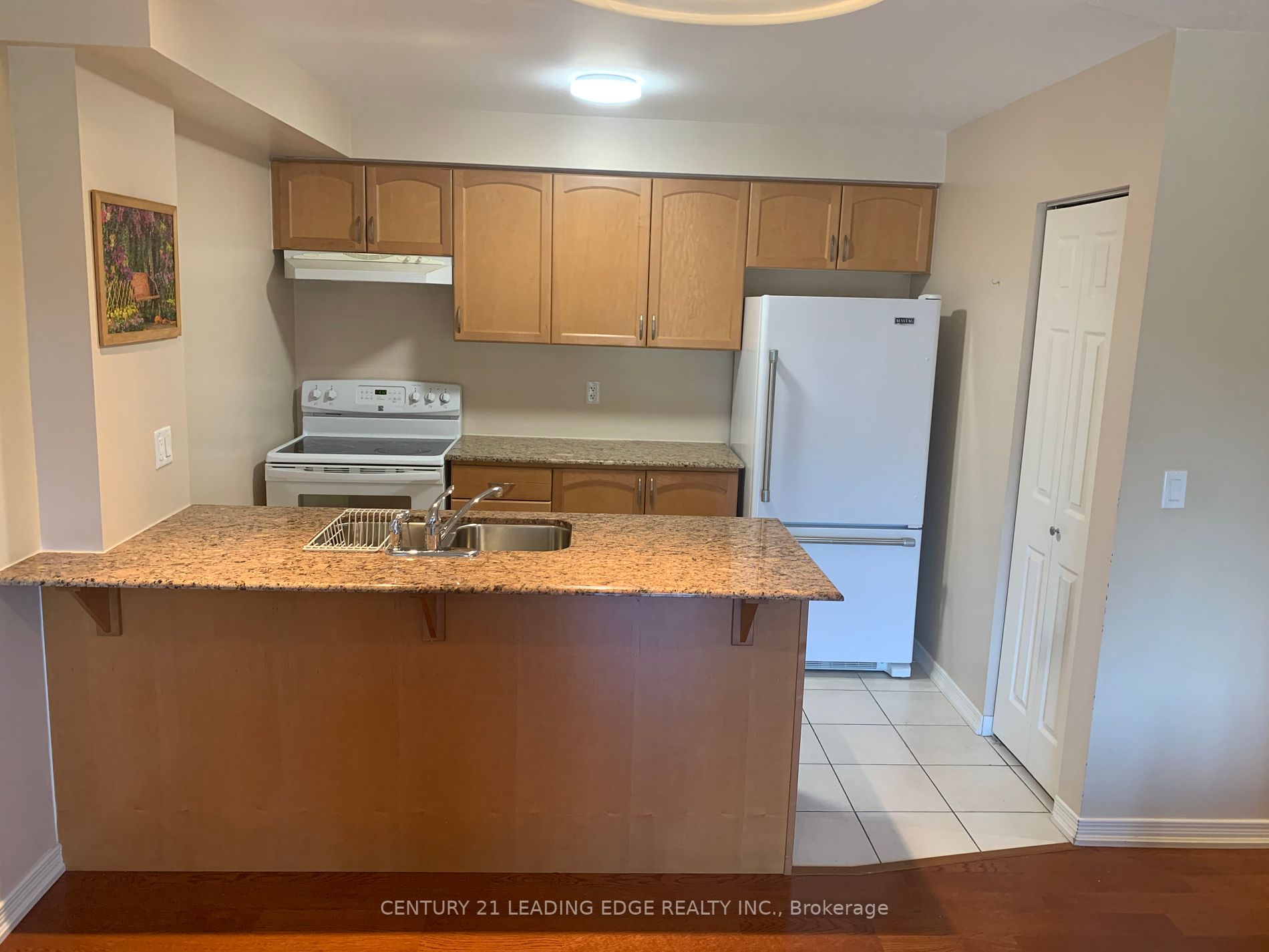 61 Clarington Blvd, #208