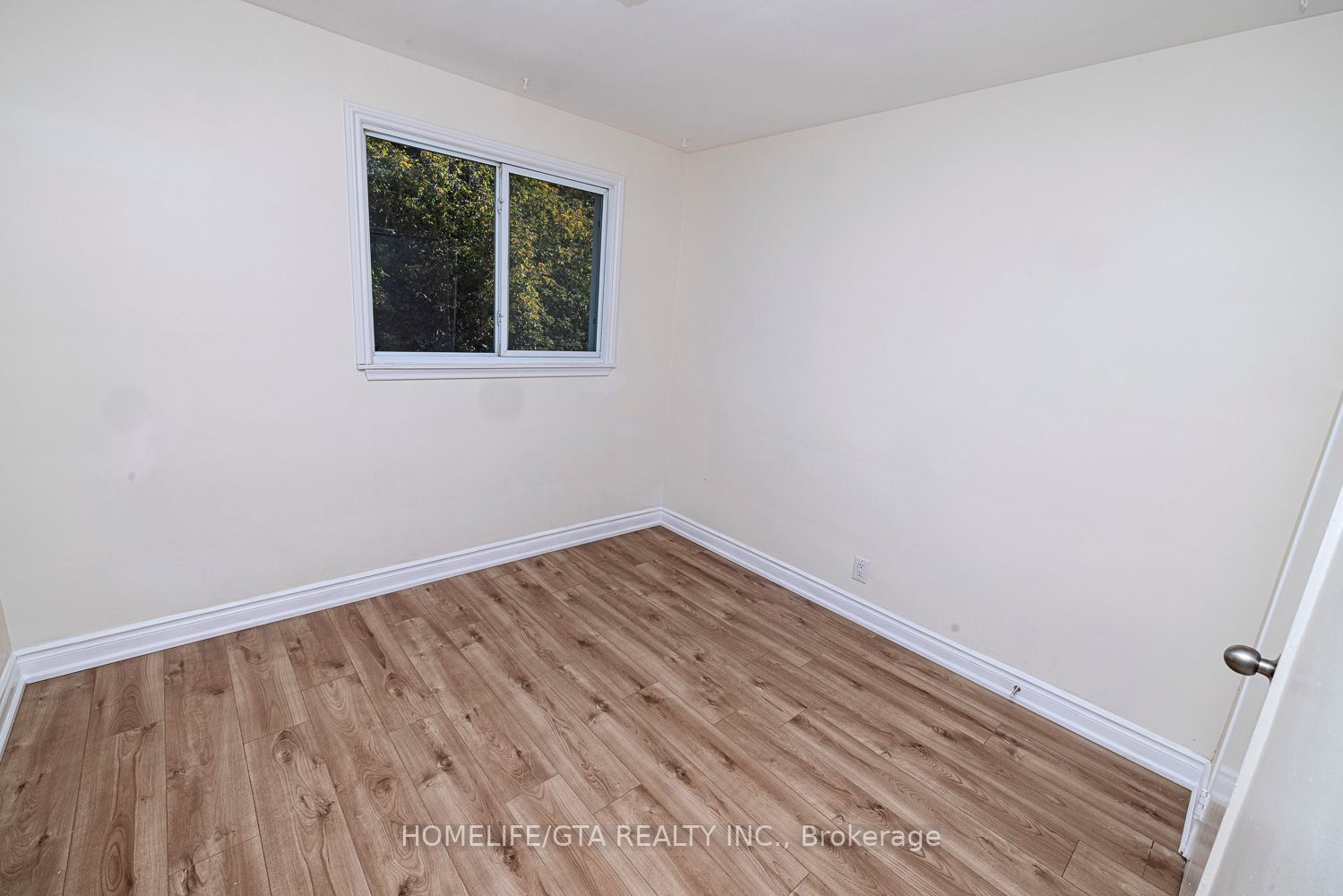 1055 Ravine Rd