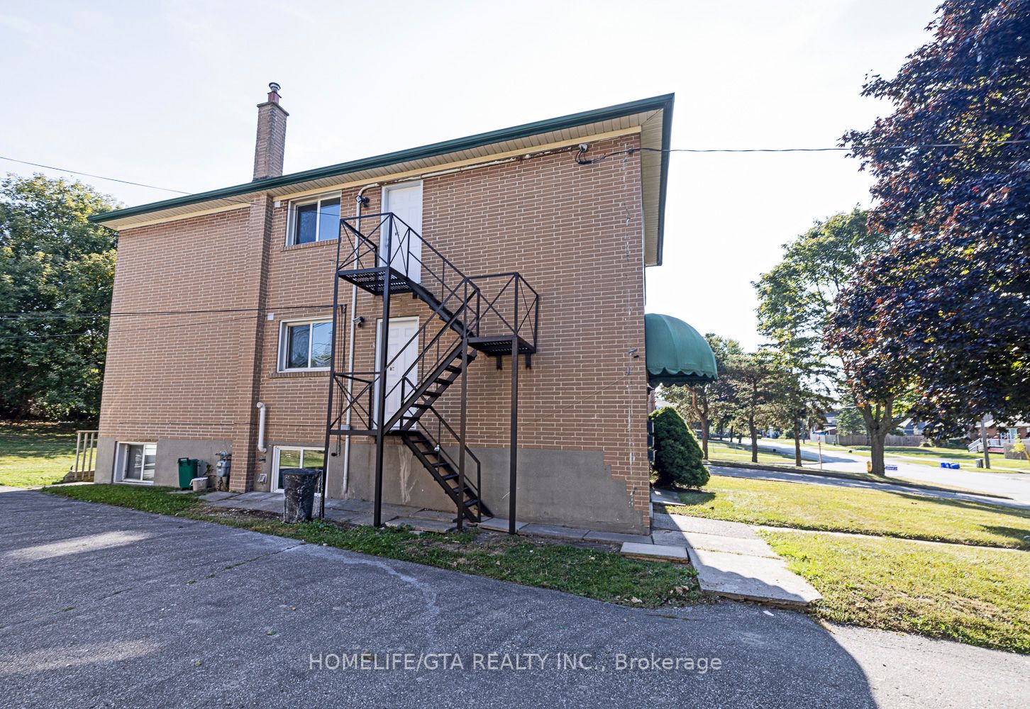 1055 Ravine Rd