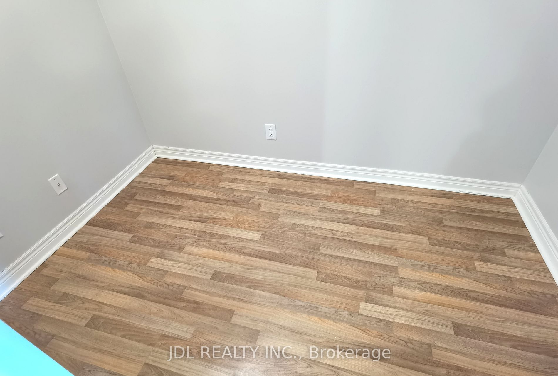 60 Town Centre Crt, #2706