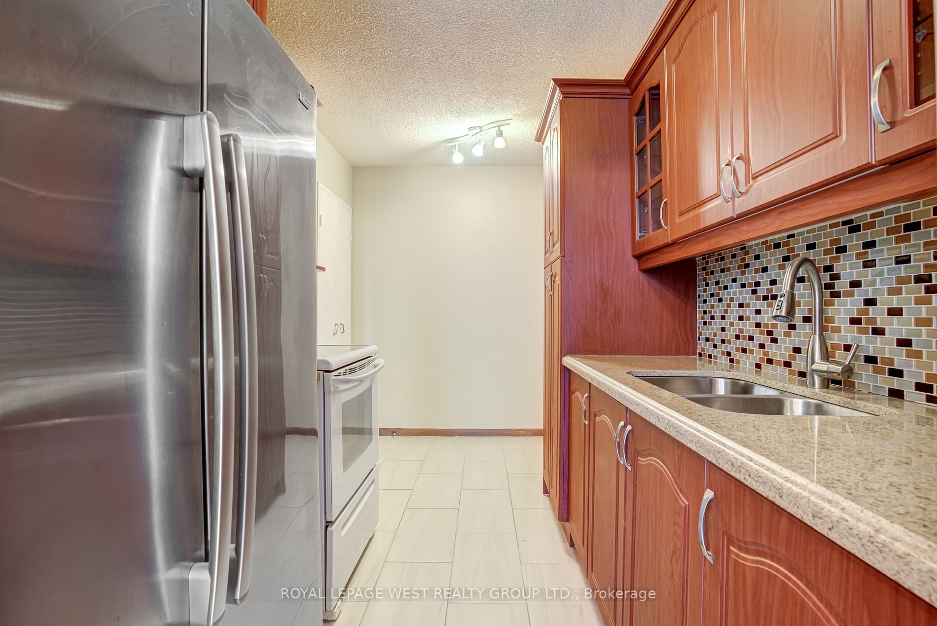 1250 Bridletowne Circ S, #211