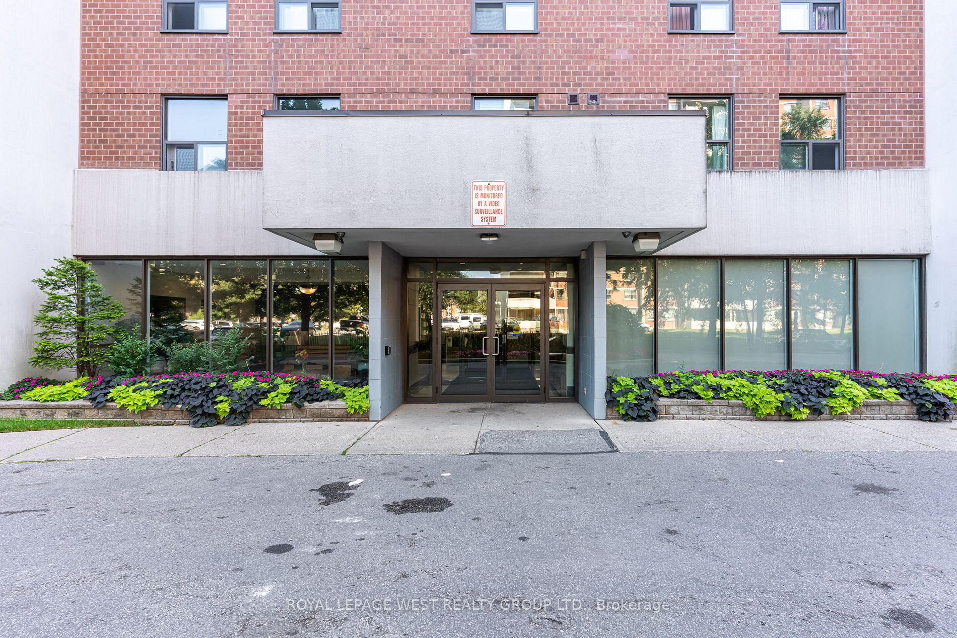 1250 Bridletowne Circ S, #211