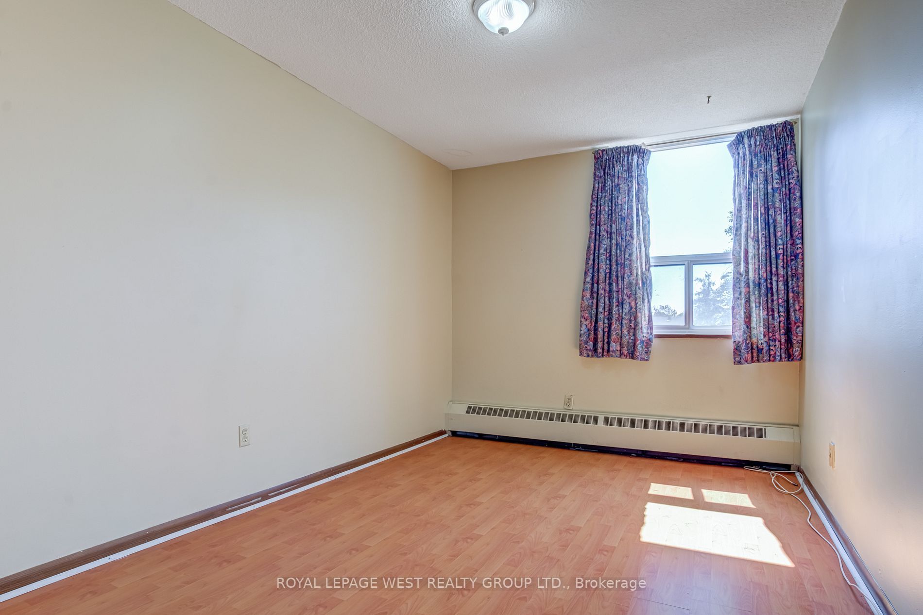 1250 Bridletowne Circ S, #211