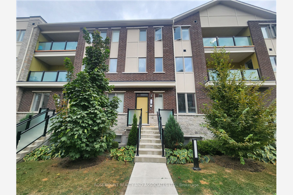 1148 Dragonfly Ave E, Pickering