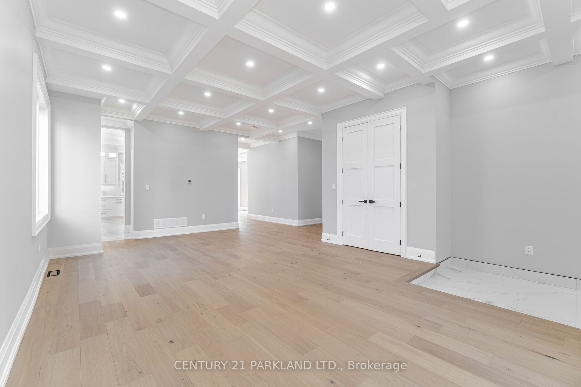 21 Falaise Rd