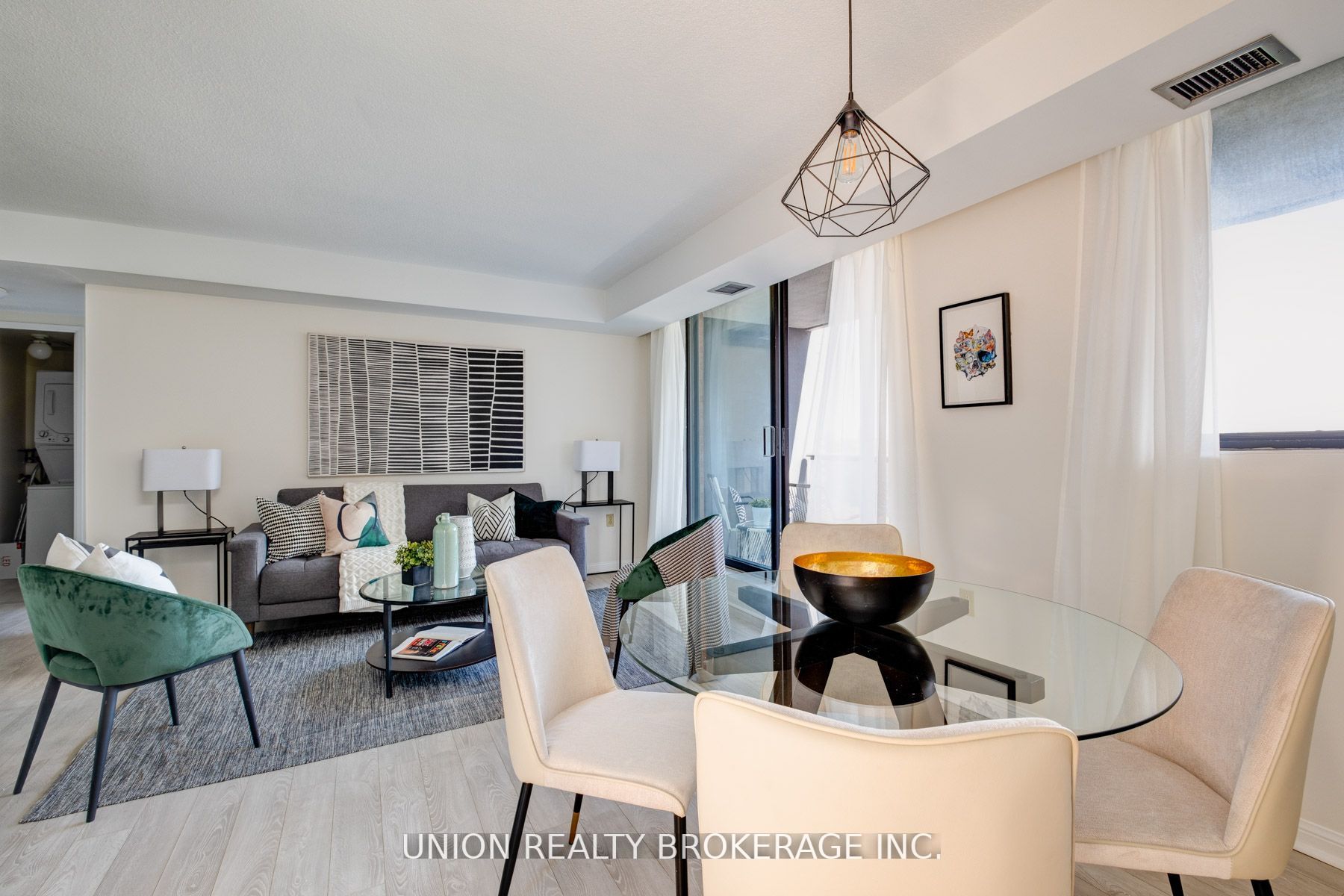 757 Victoria Park Avenue, #1008