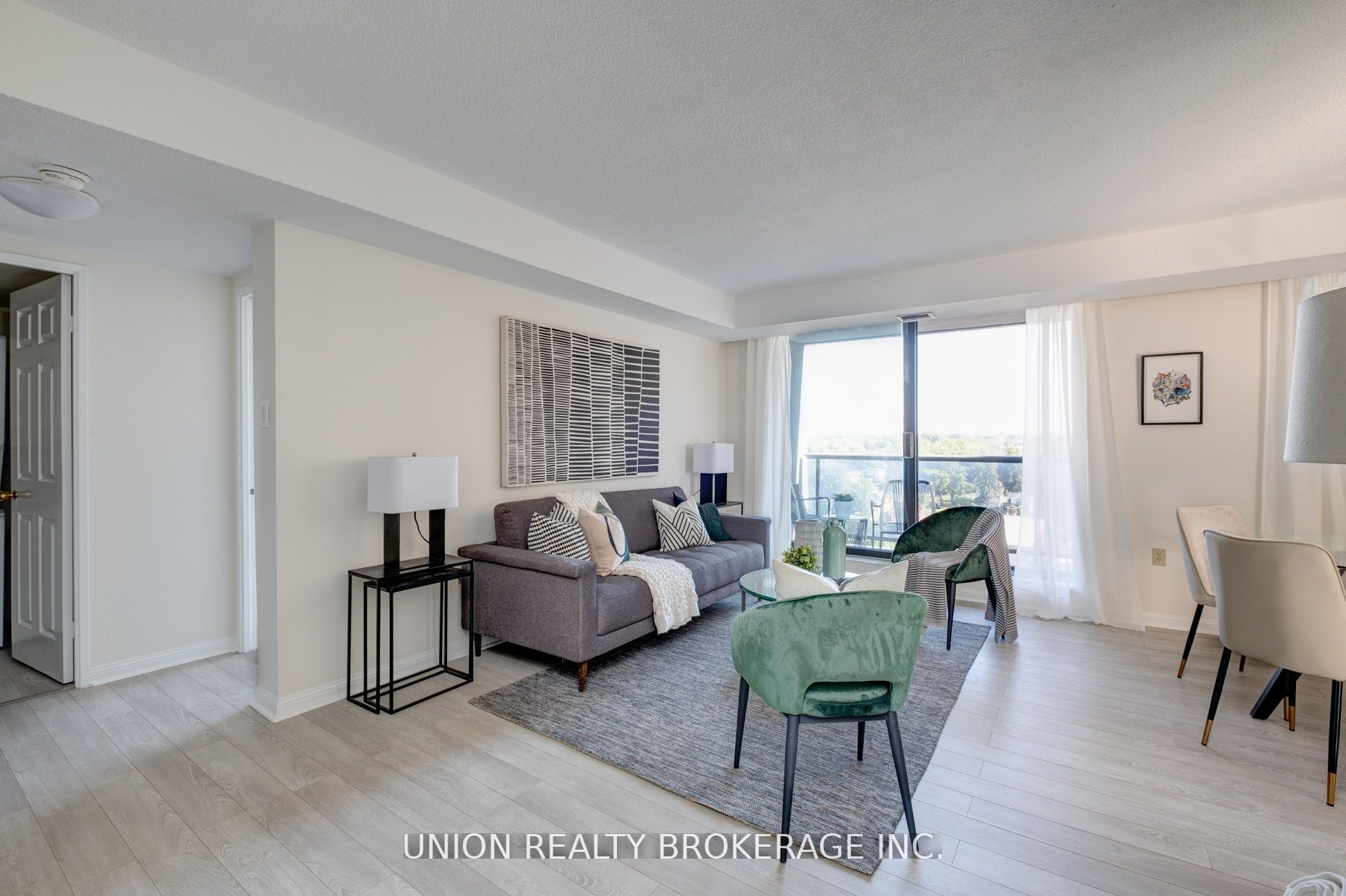 757 Victoria Park Avenue, #1008