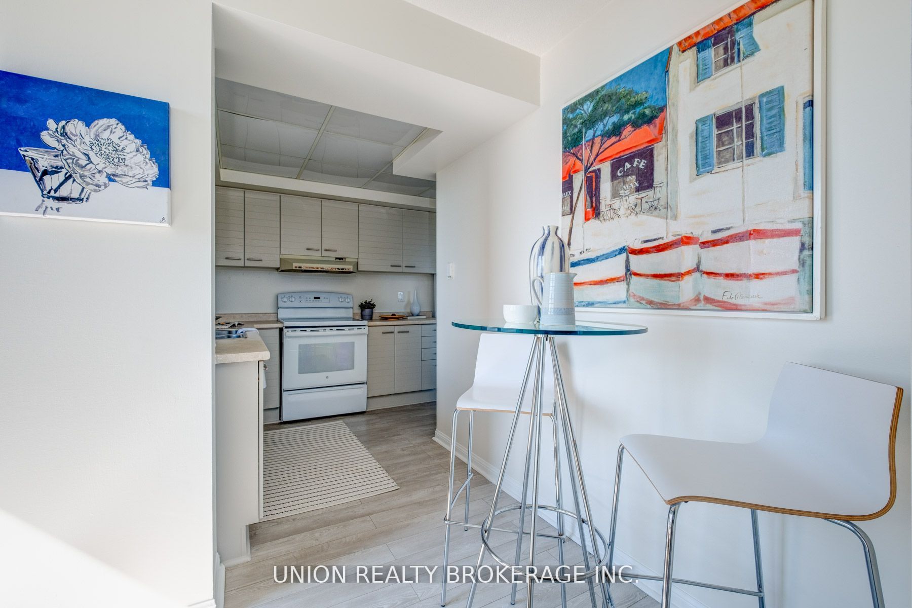 757 Victoria Park Avenue, #1008