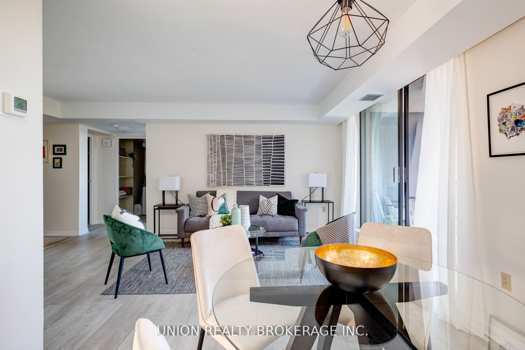 757 Victoria Park Avenue, #1008