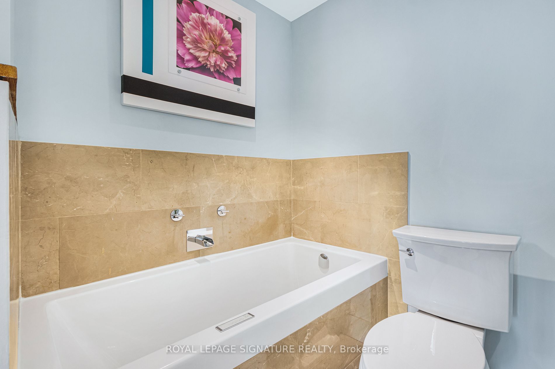 68 Broadview Avenue, #305