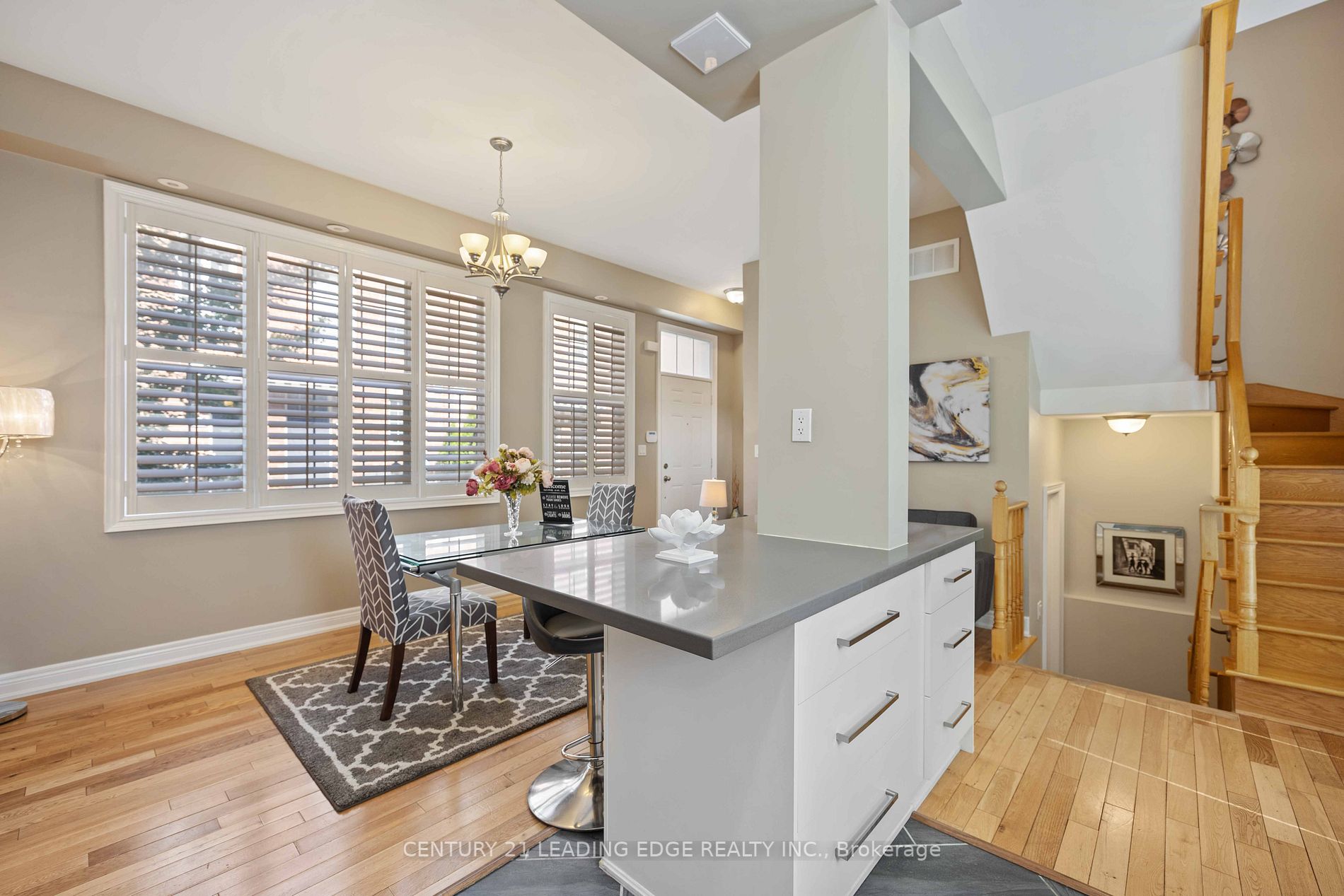 1 FAIRHEAD Mews
