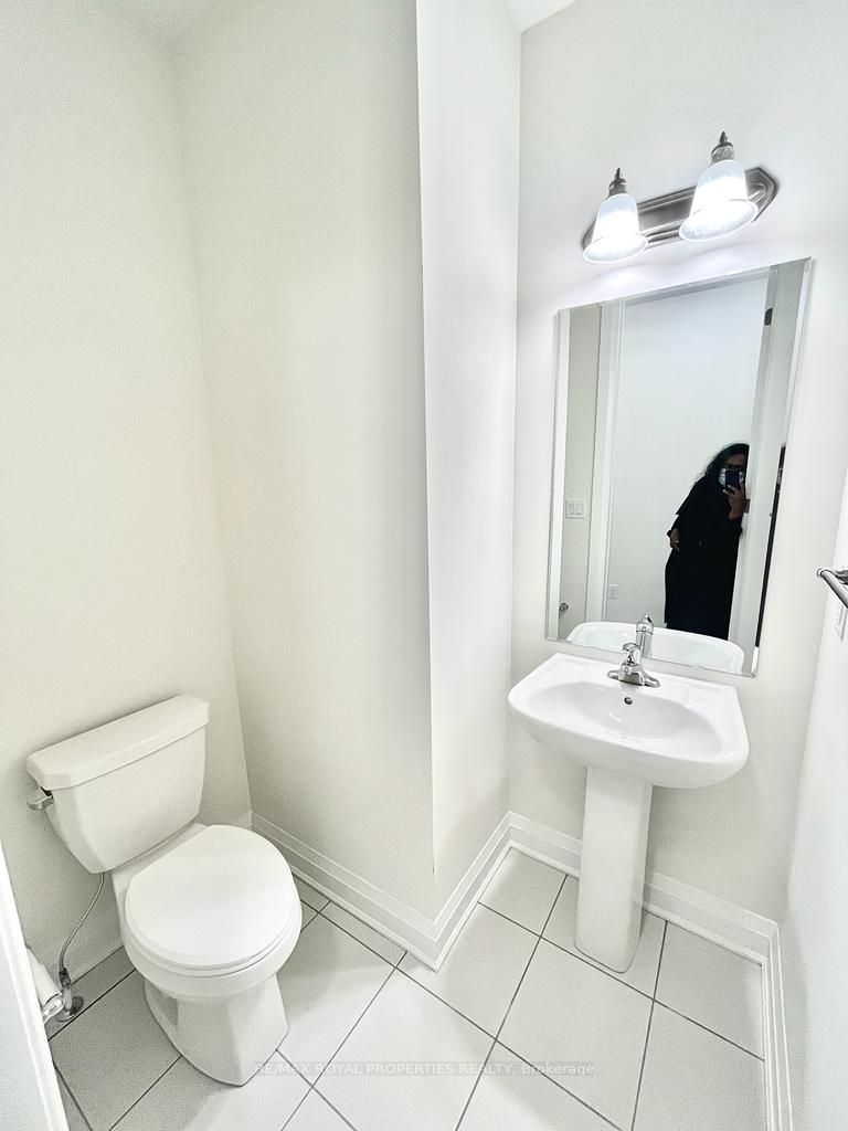 3246 Chimney Swift Cres